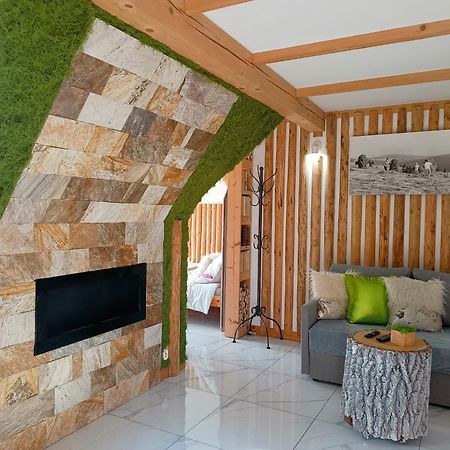 Lux Houses W Domku Tylko Dwa Apartamentyz Jacuzzi Zewnetrznym Gron Bagian luar foto