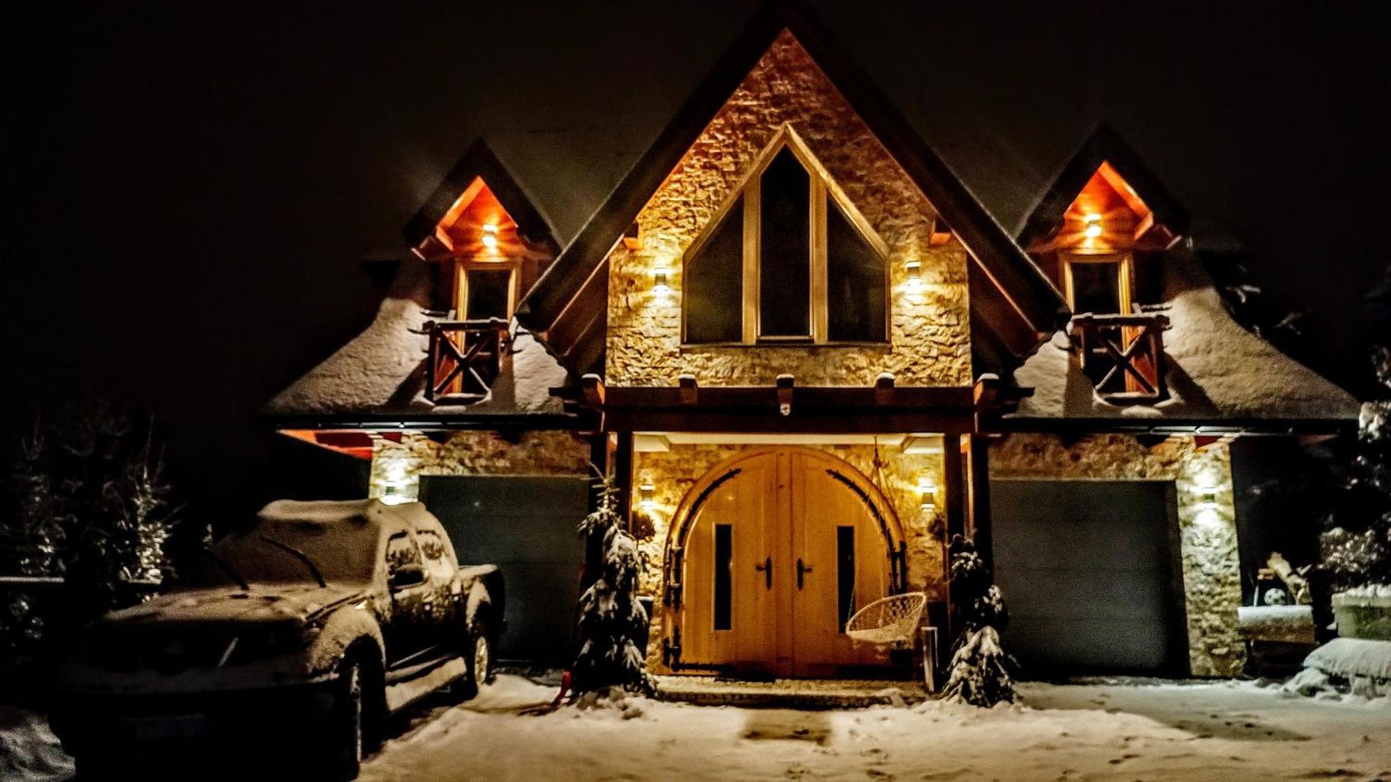 Lux Houses W Domku Tylko Dwa Apartamentyz Jacuzzi Zewnetrznym Gron Bagian luar foto