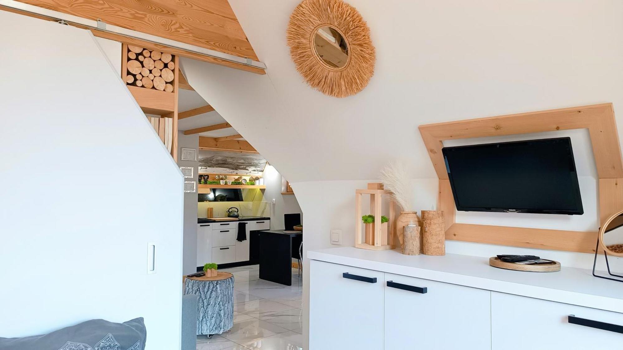 Lux Houses W Domku Tylko Dwa Apartamentyz Jacuzzi Zewnetrznym Gron Bagian luar foto