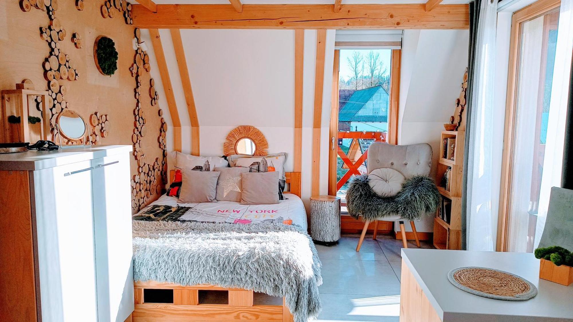 Lux Houses W Domku Tylko Dwa Apartamentyz Jacuzzi Zewnetrznym Gron Bagian luar foto
